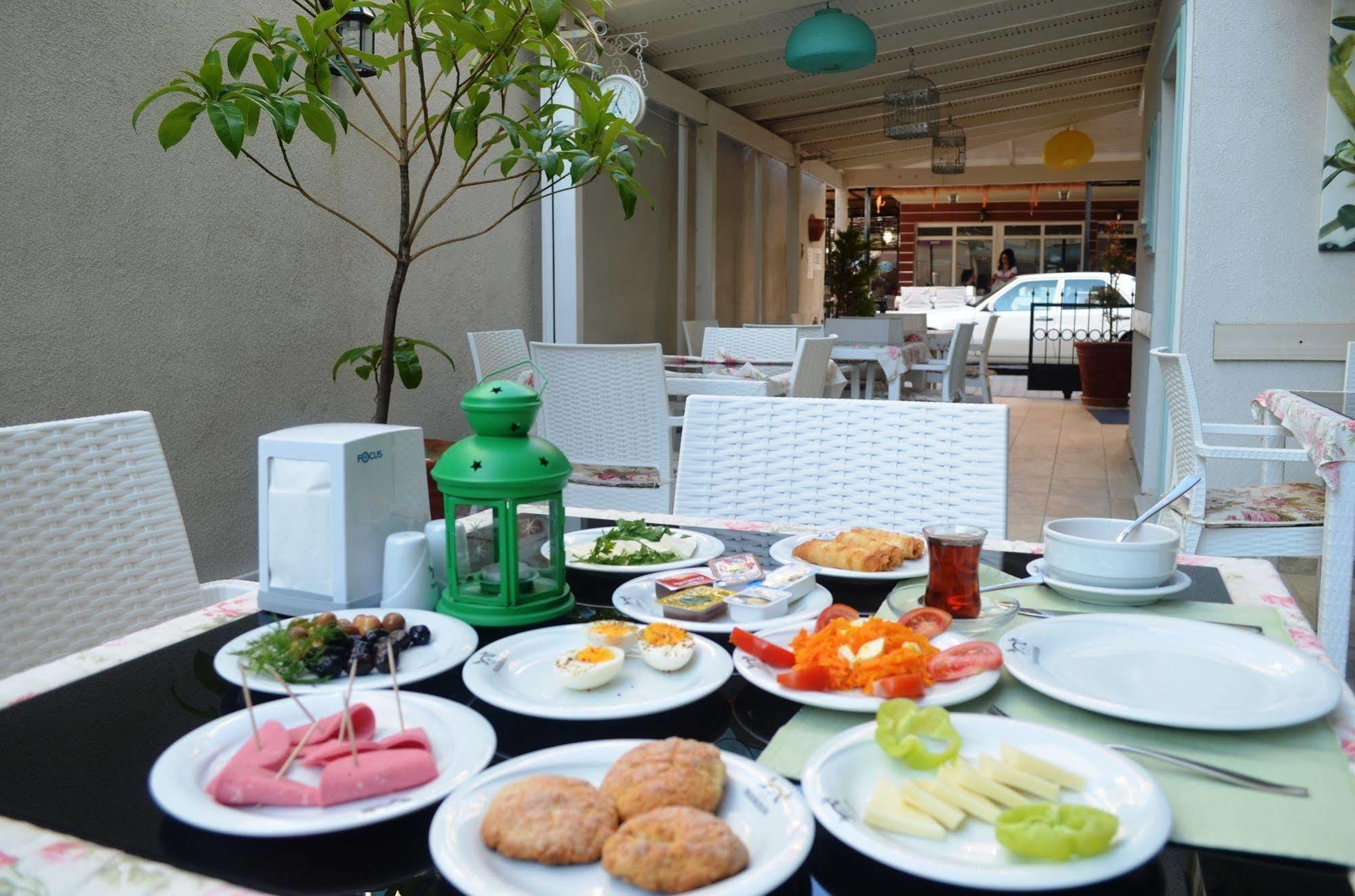 Mostar Hotel Ayvalı Exterior foto